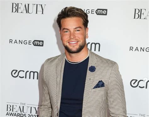 Love Island Star Chris Hughes Hospitalised Again As He Expresses