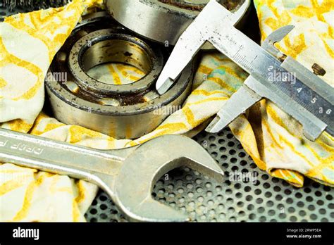 Ship Bearings Hi Res Stock Photography And Images Alamy